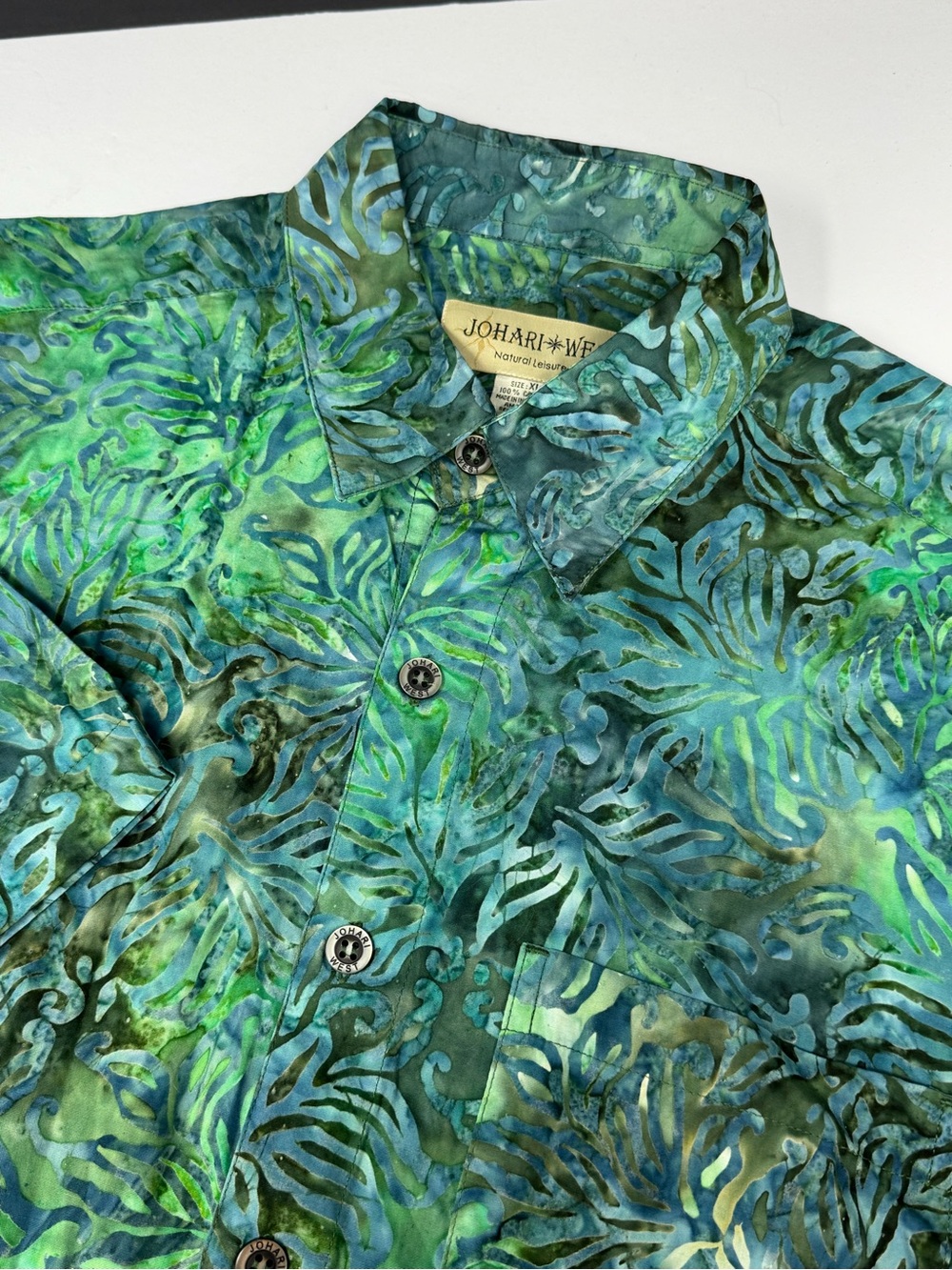 Johari West Men’s Green Hawaiian Shirt Size XL Beach Travel Button Up I2